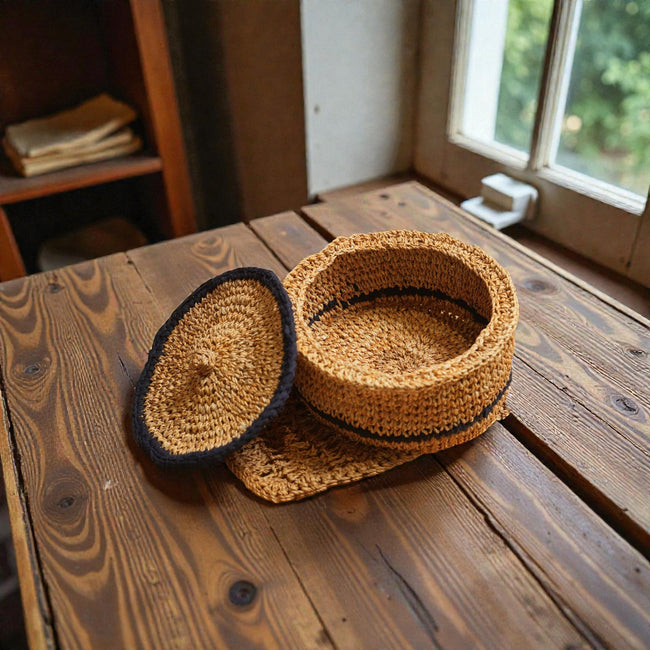Banana Fibre Chapathi Box with Lid – Handwoven Natural Roti Basket