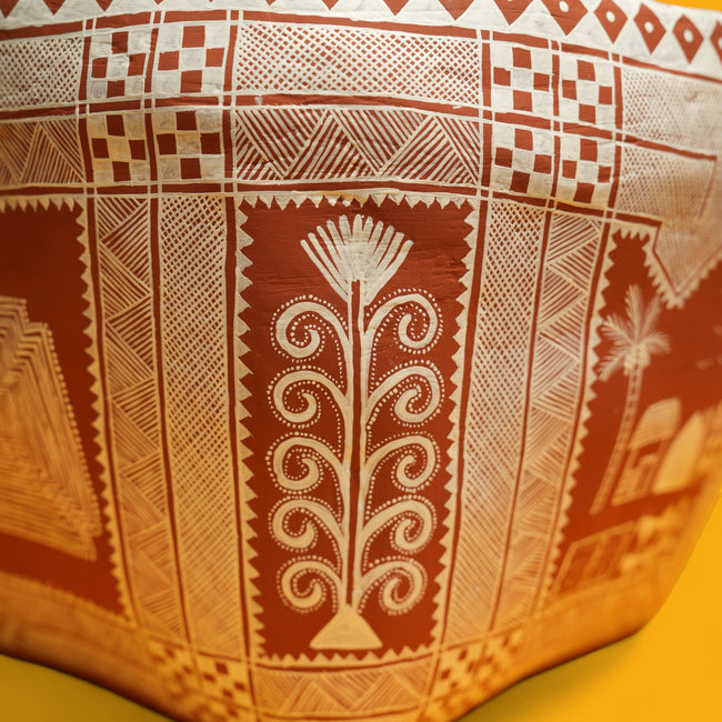 Hase Chittara Bamboo Basket – Hand-Painted Red and White Folk Art Basket