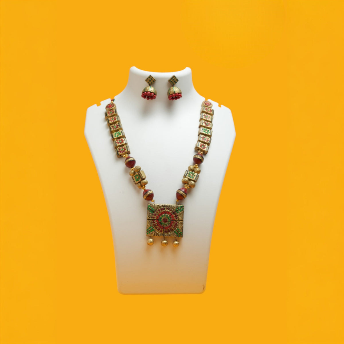Handcrafted Terracotta Necklace 004