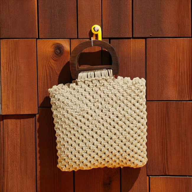 Macramé Hand Bag with Wooden Handle – Hand-Knotted Cream Tote
