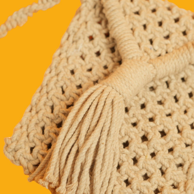 Macramé Mobile Sling Bag with Tassel – Hand-Knotted Phone Pouch