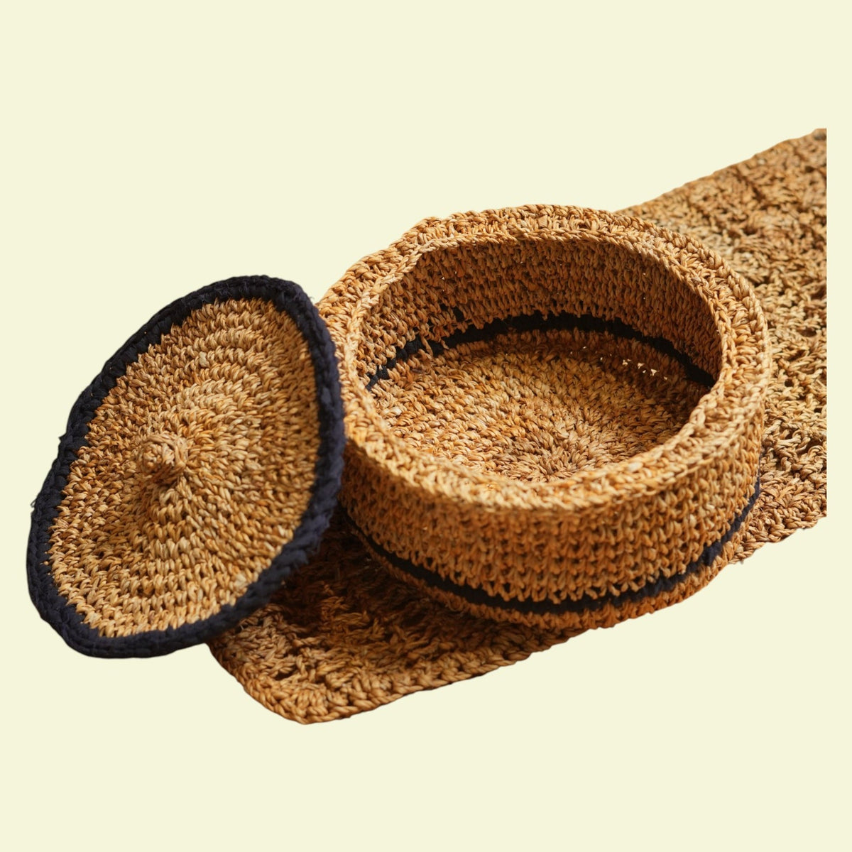 Banana Fibre Chapathi Box with Lid – view 2